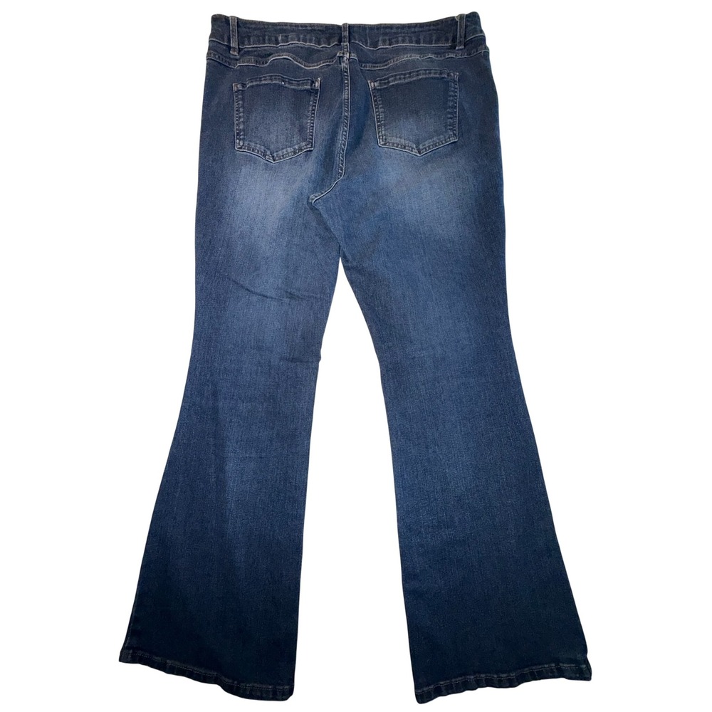 d.jeans Womens 18W Medium Wash Flare Leg Stretch Denim Jean
